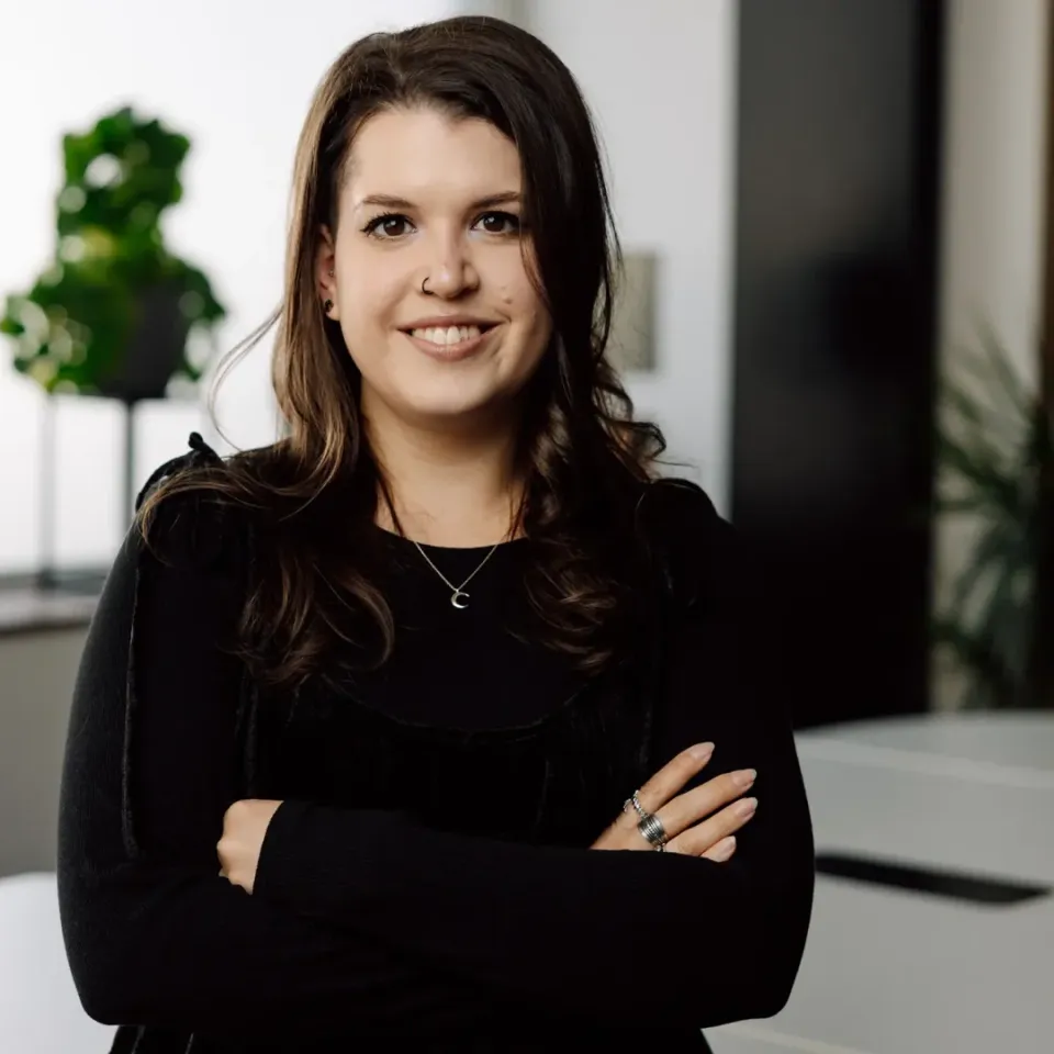 Portrait Julia Hegger